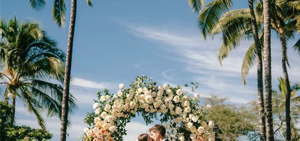 Destination Wedding Dress Shopping: A Complete Guide for Hawaii Brides